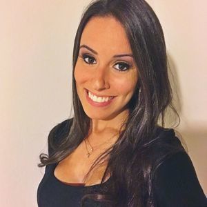 Meet your Posher, Carolina